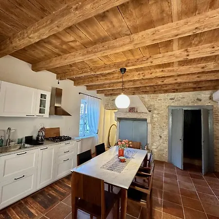 Hotel Locanda Dell'Oleificio Mezzane di Sotto Exterior foto